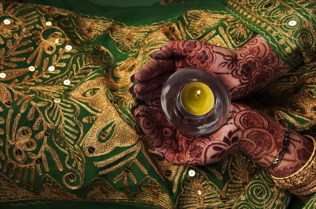 mehndi designs, henna, bride-1745052.jpg